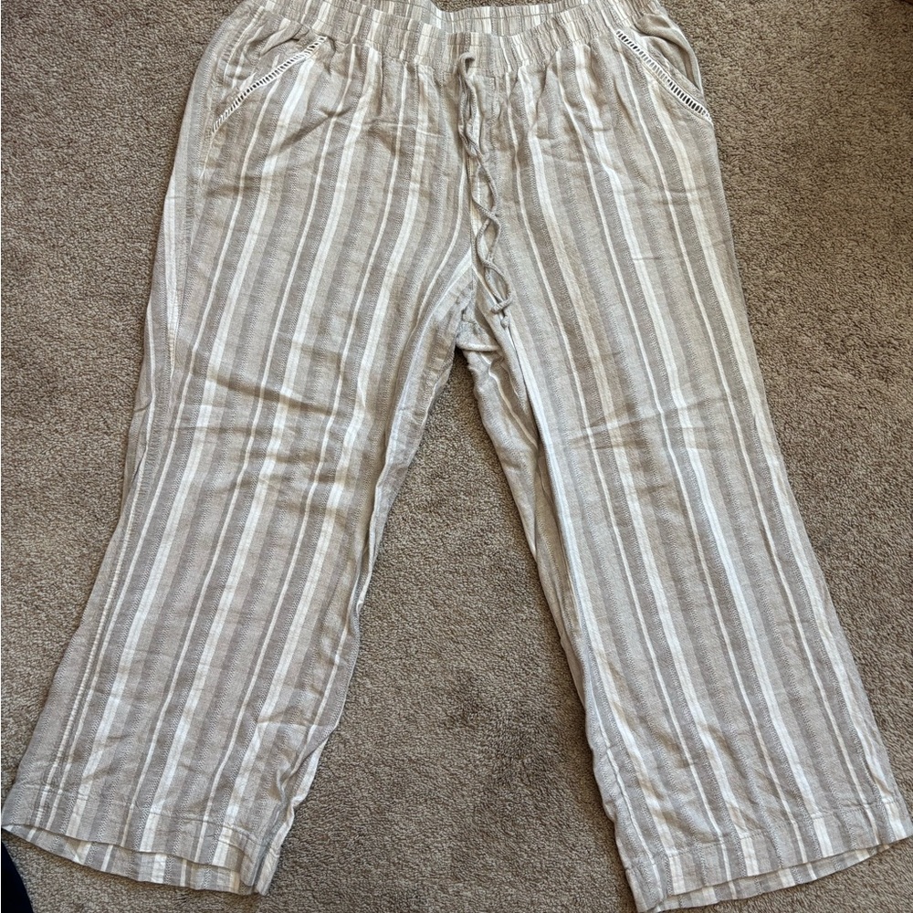 Briggs New York Tan Striped Wide Leg Pants
